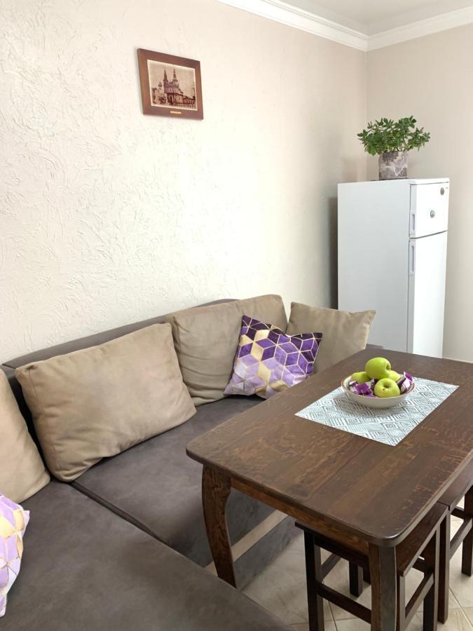 Центр. Поруч Парк Та Став Apartman Ternopil Kültér fotó